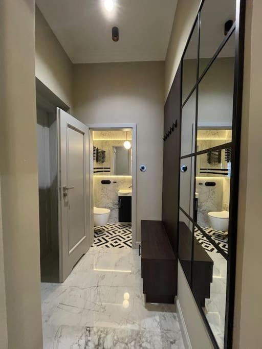 Crown Pearl - Wonderful Apartment, 110Scm, 4 Rooms Krakow Exterior photo